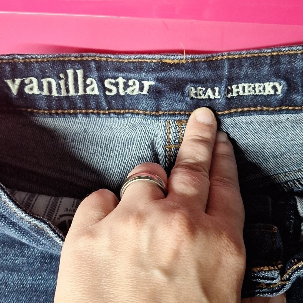 VANILLA STAR REAL CHEEKY DENIM SHORTS SIZE W24/0 - Picture 3 of 4